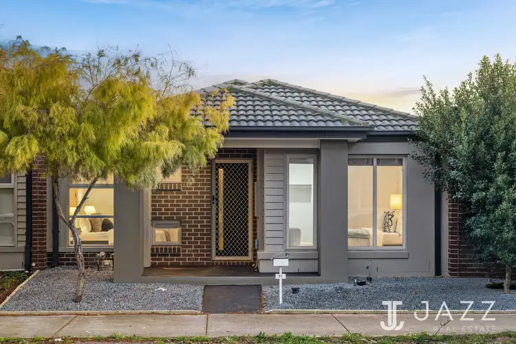 10 Tom Roberts Parade, Point Cook VIC 3030