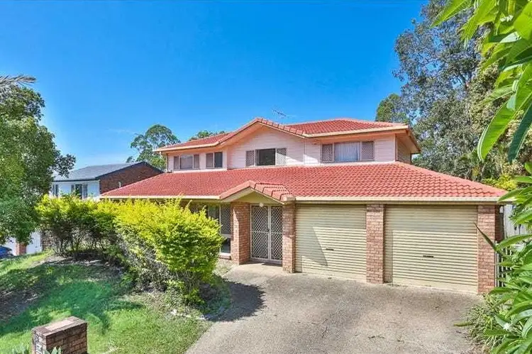 132 Greenford St