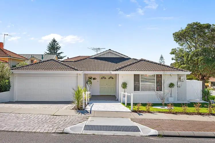 30 Beatrice Street, Doubleview WA 6018