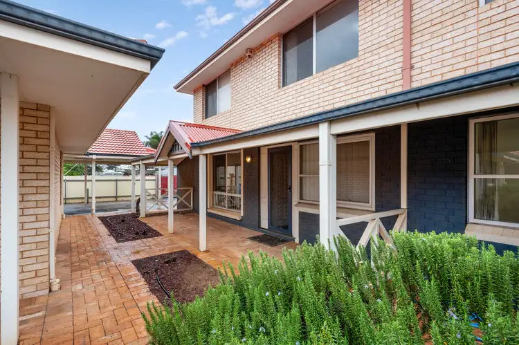 243-251 Piccadilly Street