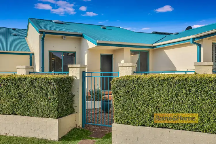 2/30 Bogan road, Booker Bay NSW 2257