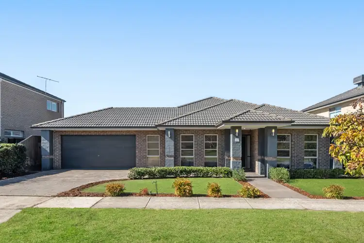 18 Loughton Avenue, Epping VIC 3076