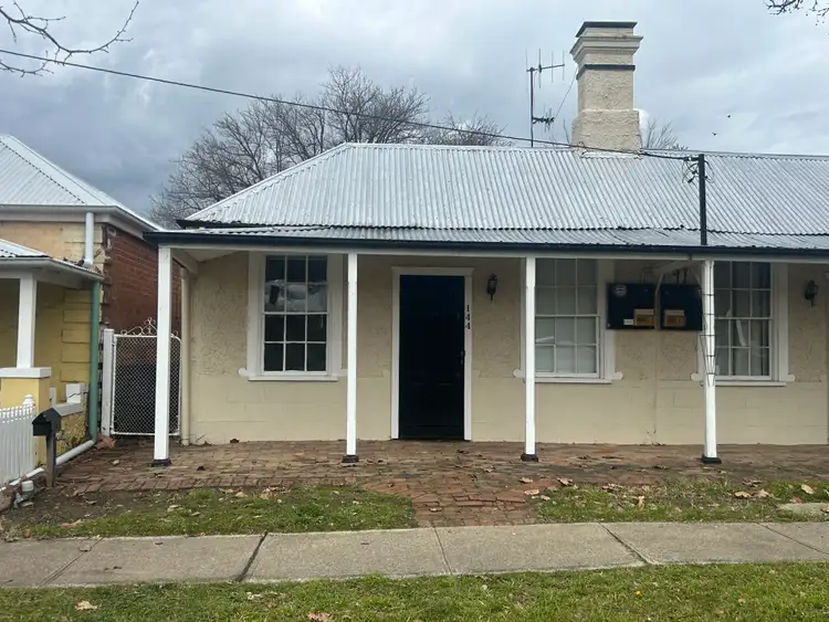 144 Seymour Street, Bathurst NSW 2795