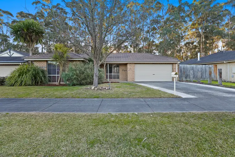 13 Miller Close, Drouin VIC 3818