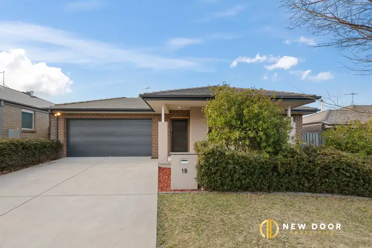 19 Griffiths Link, Googong NSW 2620