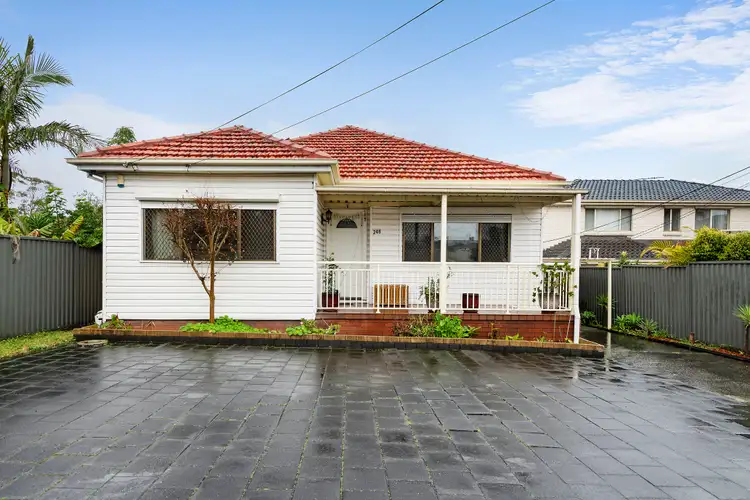 246 King Georges Road, Roselands NSW 2196
