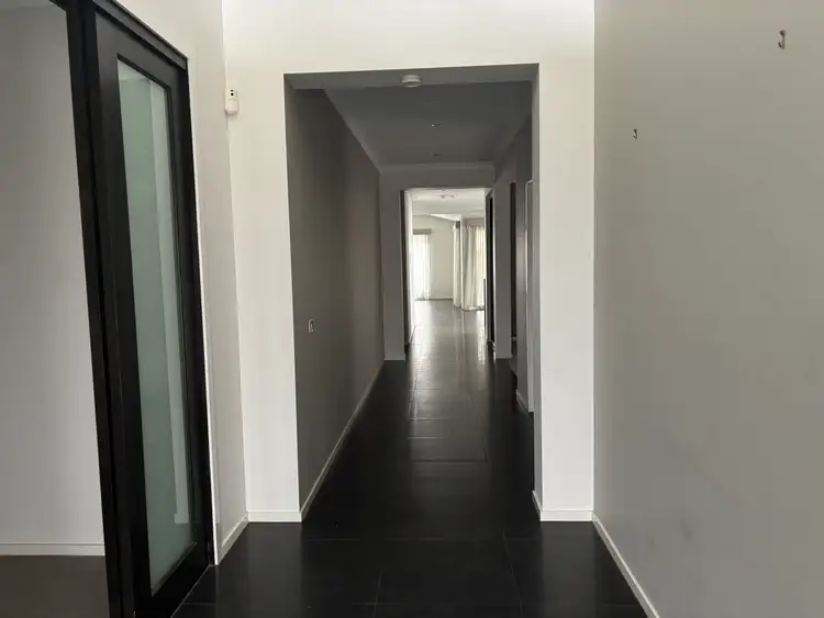 Fourth view of Homely house listing, 19 Highlander Drive, Craigieburn VIC 3064