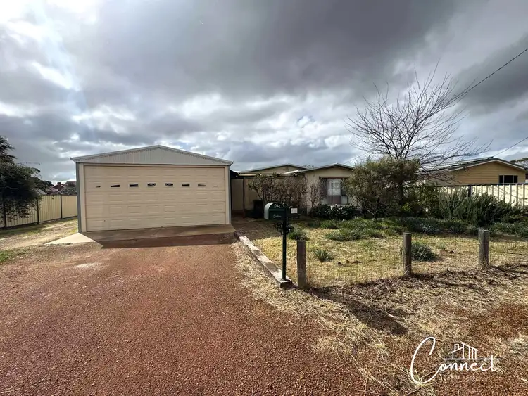 49 Bedford Street, Cunderdin WA 6407