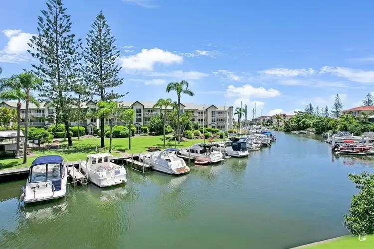 36/37 Bayview Street, Runaway Bay QLD 4216