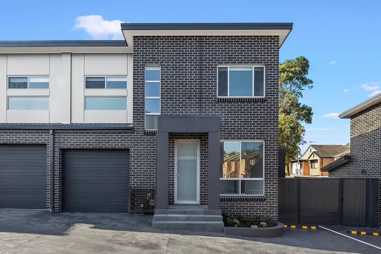 3/22 Holland Crescent, Casula NSW 2170