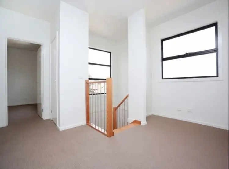 Second view of Homely house listing, 2/71 Isla Avenue, Glenroy VIC 3046