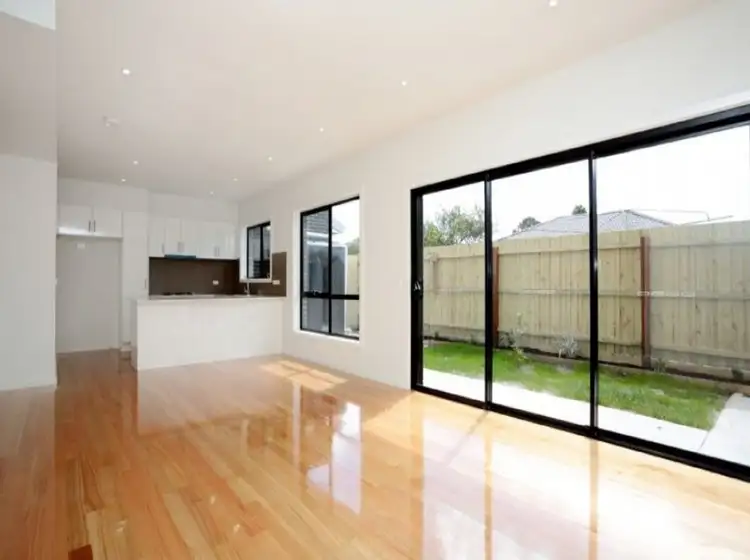 Fifth view of Homely house listing, 2/71 Isla Avenue, Glenroy VIC 3046