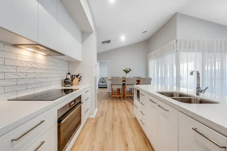 38 Hurley Circuit, Baranduda VIC 3691