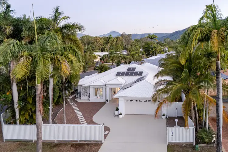 6 Ulysses Avenue, Port Douglas QLD 4877