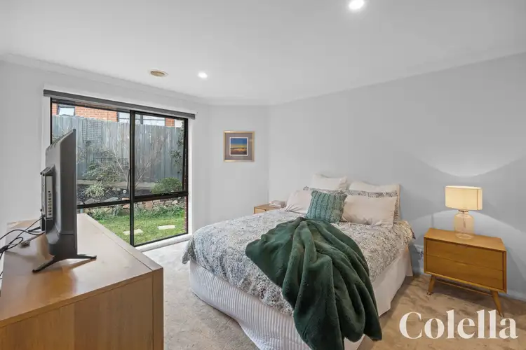 Fifth view of Homely unit listing, 2/10 Camellia Court, Doveton VIC 3177