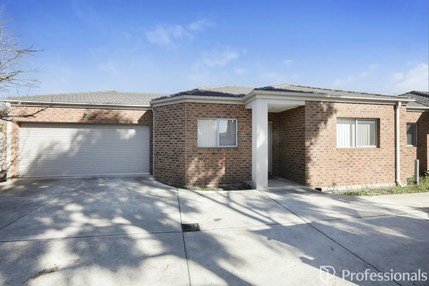 Main view of Homely unit listing, 1/15 Greenleaf Circuit, Tarneit VIC 3029