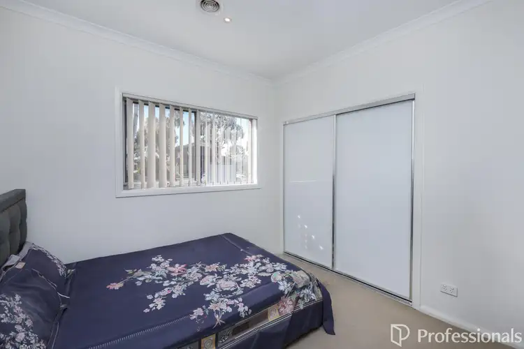 Fourth view of Homely unit listing, 1/15 Greenleaf Circuit, Tarneit VIC 3029