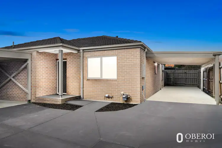 2/11 Bouvardia Crescent, Frankston North VIC 3200