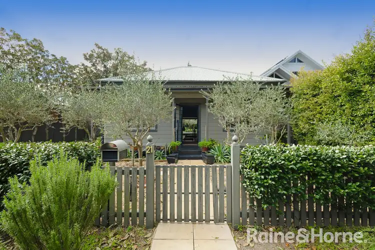 21 Newcastle Street, Hamilton North NSW 2292