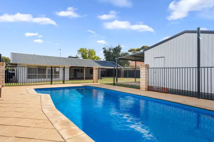25 Addis Street, Lamington WA 6430