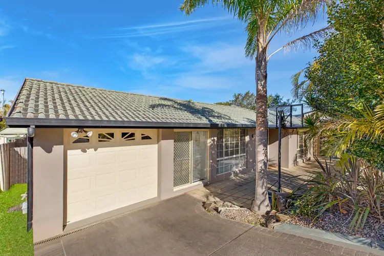 60 Rotherham Street, Bateau Bay NSW 2261