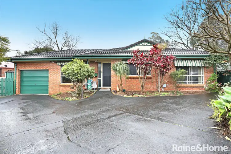 2/8A Wade Street, Figtree NSW 2525
