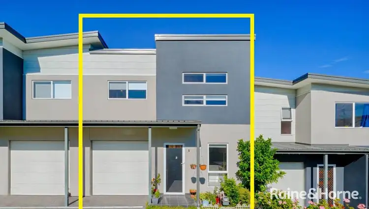 2/52A Atlantic Boulevard, Glenfield NSW 2167