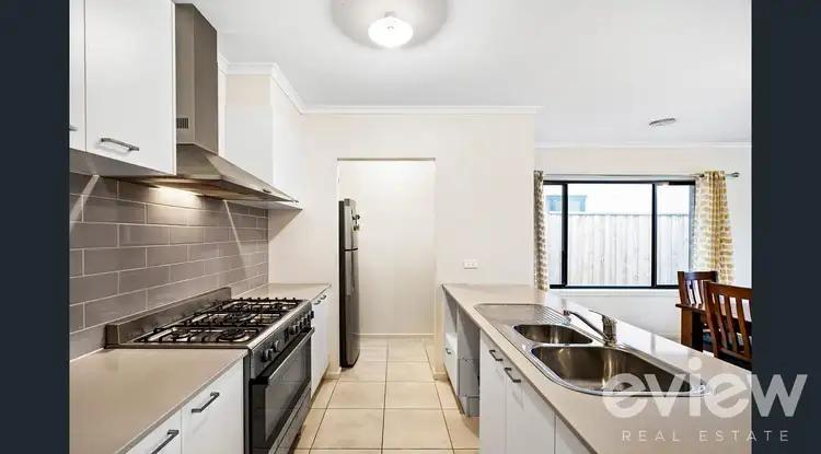 Fifth view of Homely house listing, 9 Haniper Grove, Werribee VIC 3030