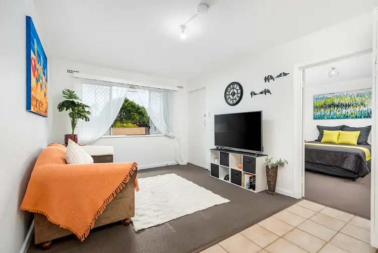 2/143 Fitzgerald Street, Geraldton WA 6530