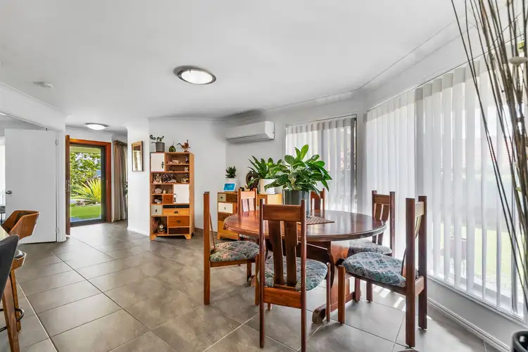 Sixth view of Homely house listing, 8 Eric Court, Cleveland QLD 4163