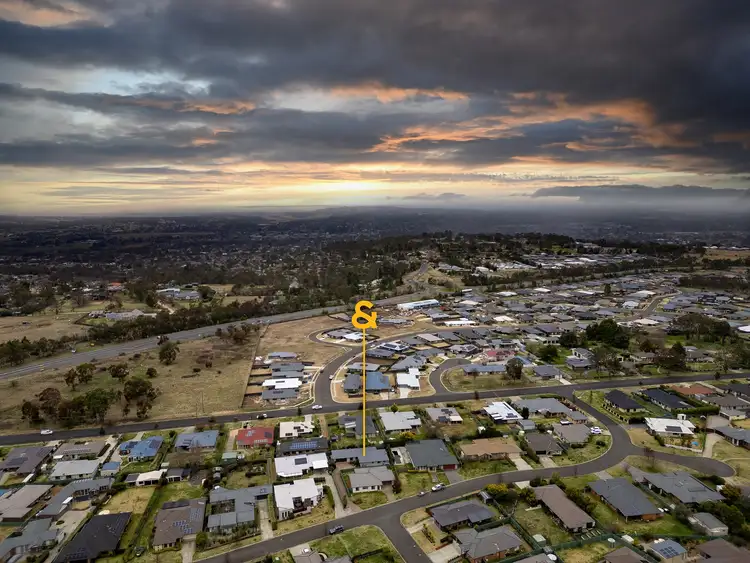 17A Netherton Park Avenue, Armidale NSW 2350