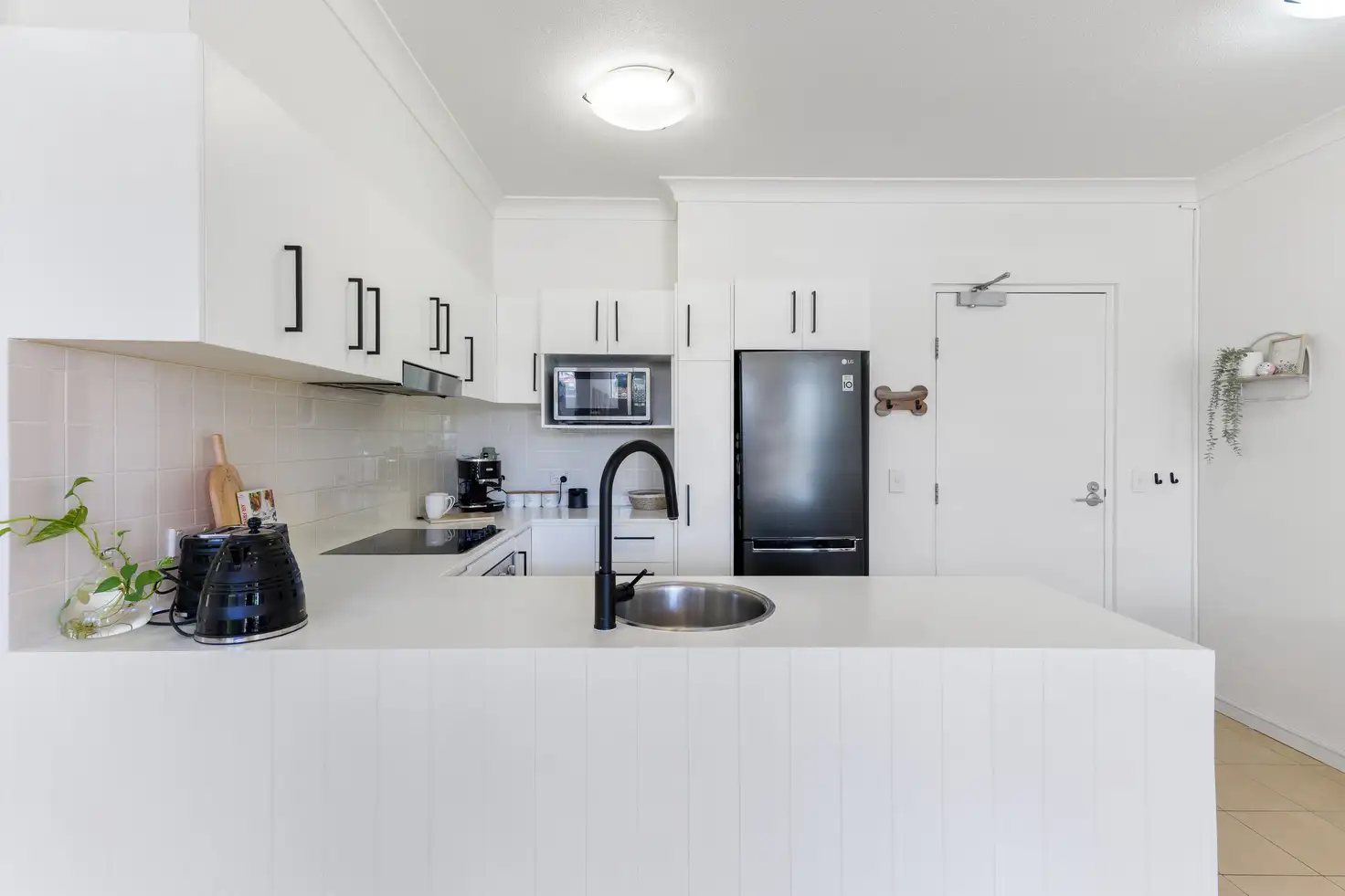 Main view of Homely apartment listing, 6/5 Carey Lane, Southport QLD 4215