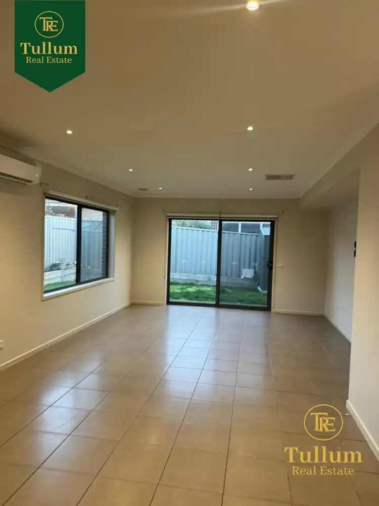 Fourth view of Homely house listing, 5 Barter Crescent, Cranbourne East VIC 3977