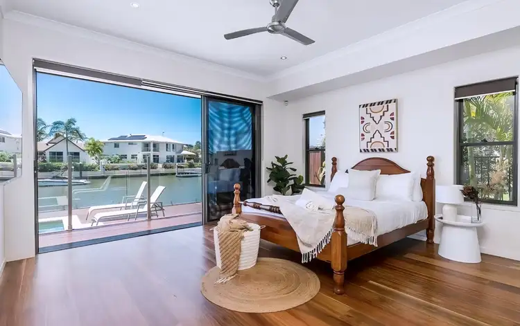 53 Compass Drive, Biggera Waters QLD 4216