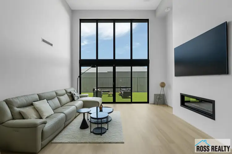 43 Winmalee Crescent, Caversham WA 6055
