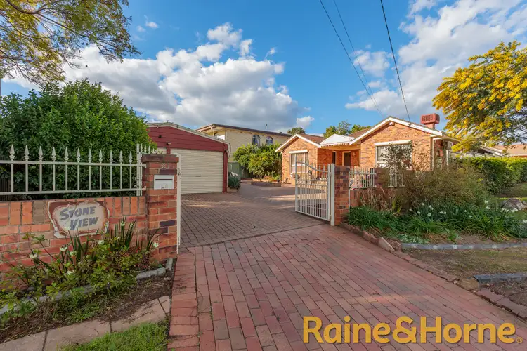 2 Meek Street, Dubbo NSW 2830