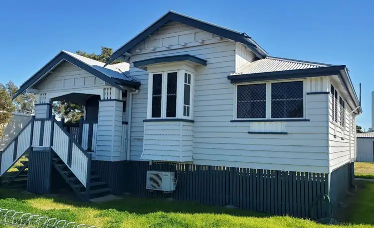 94 Albert Street, Inglewood QLD 4387