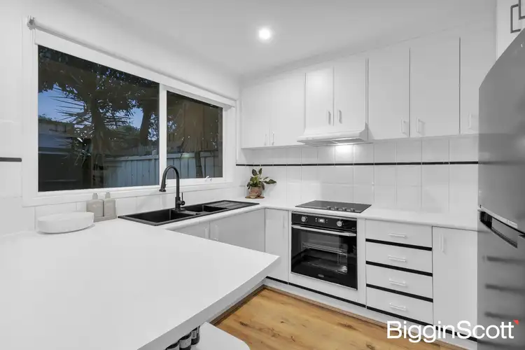 Fifth view of Homely unit listing, 2/180-181 Nepean Highway, Seaford VIC 3198