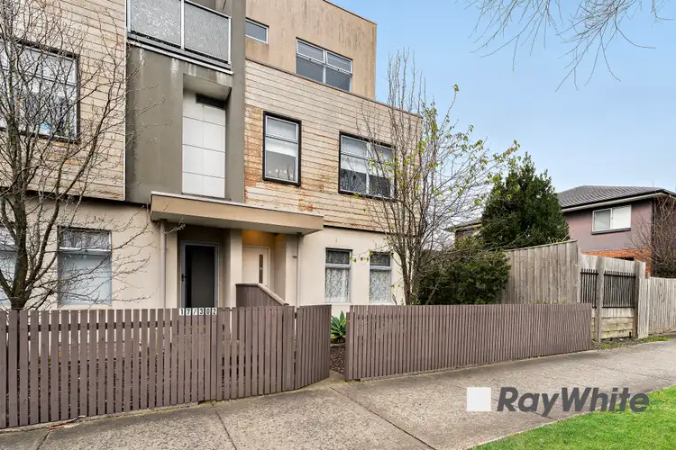 302 Golf Links Road