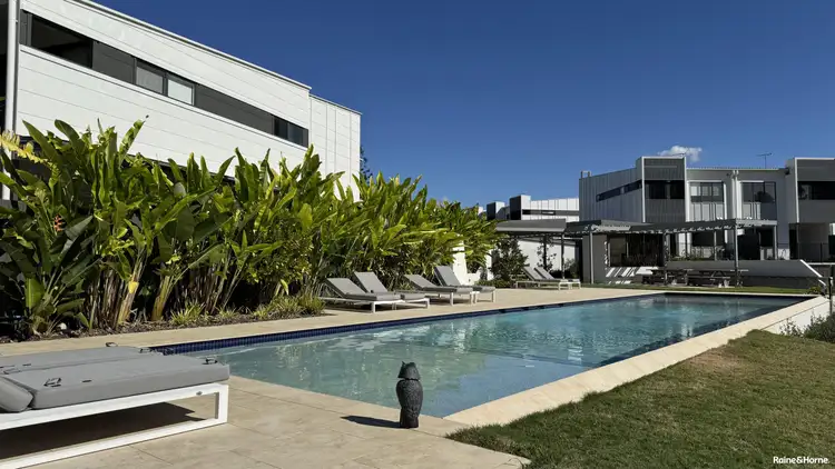 11 Stewart Road, Albany Creek QLD 4035