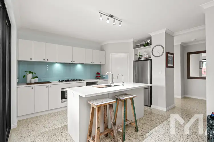 Sixth view of Homely house listing, 2 Keady Way, Beaconsfield WA 6162