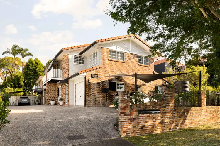 2/41 Barlow Street, Clayfield QLD 4011