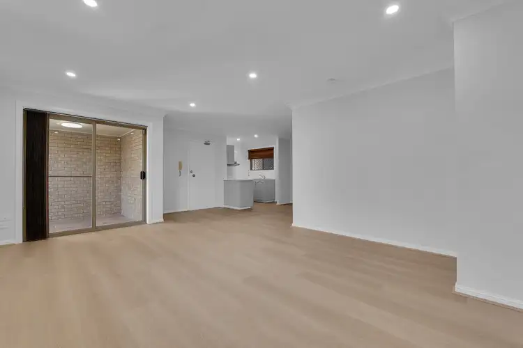 Fifth view of Homely unit listing, 4/88 Lawson Street, Morningside QLD 4170