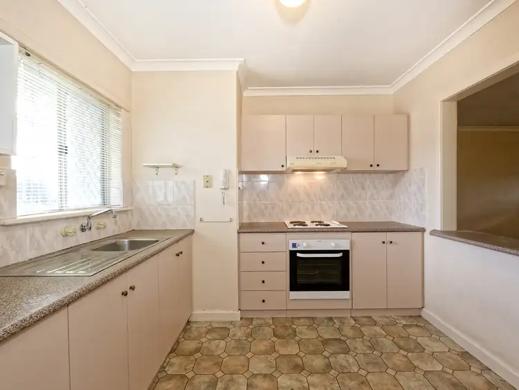 Fourth view of Homely house listing, 11/33 Steward Way, Orelia WA 6167