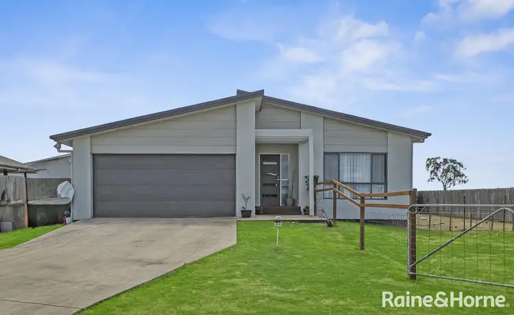 23 Barry Place, Dalby QLD 4405