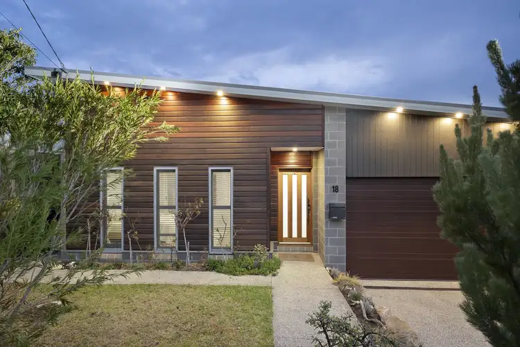 18 Adele Court, Rye VIC 3941