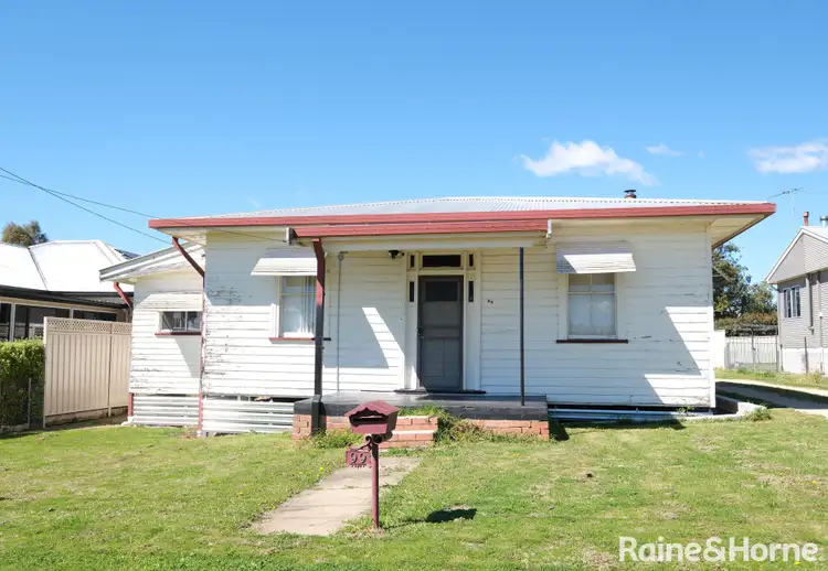 99 George Street, Inverell NSW 2360
