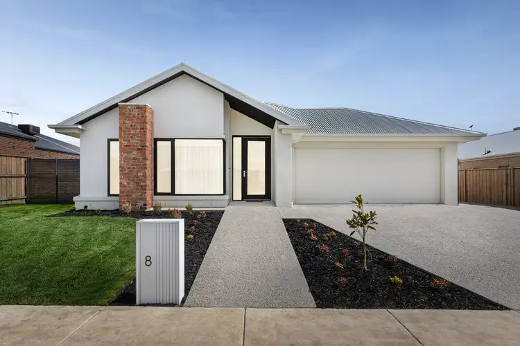 8 Leahy Circuit, Gisborne VIC 3437