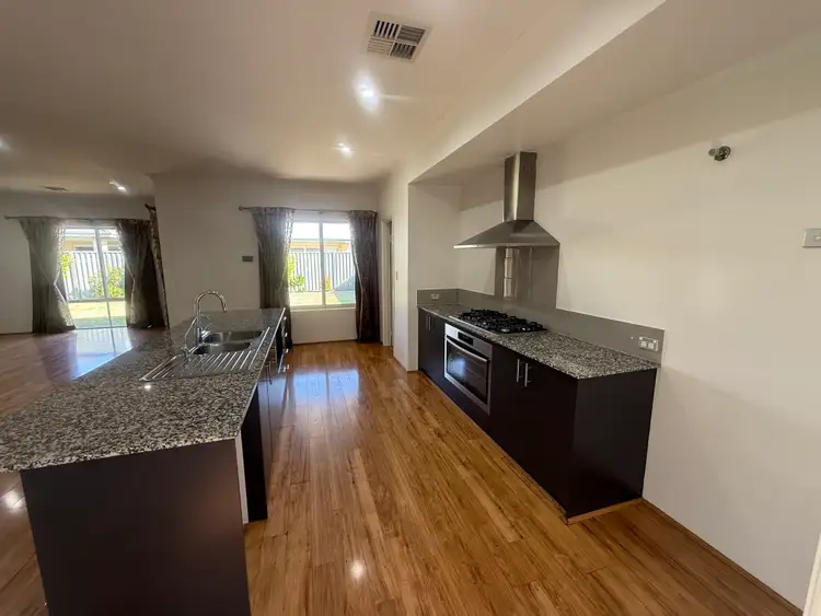 12 Granite Road, Harrisdale WA 6112