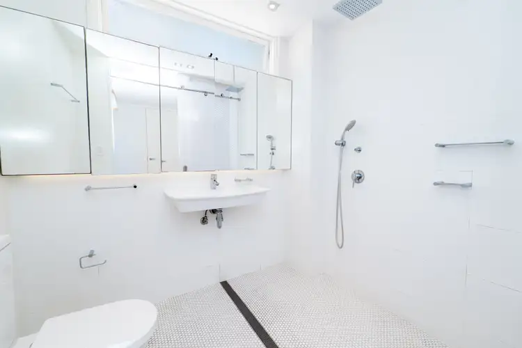 Fifth view of Homely apartment listing, 11/52 Darling Point Road, Darling Point NSW 2027